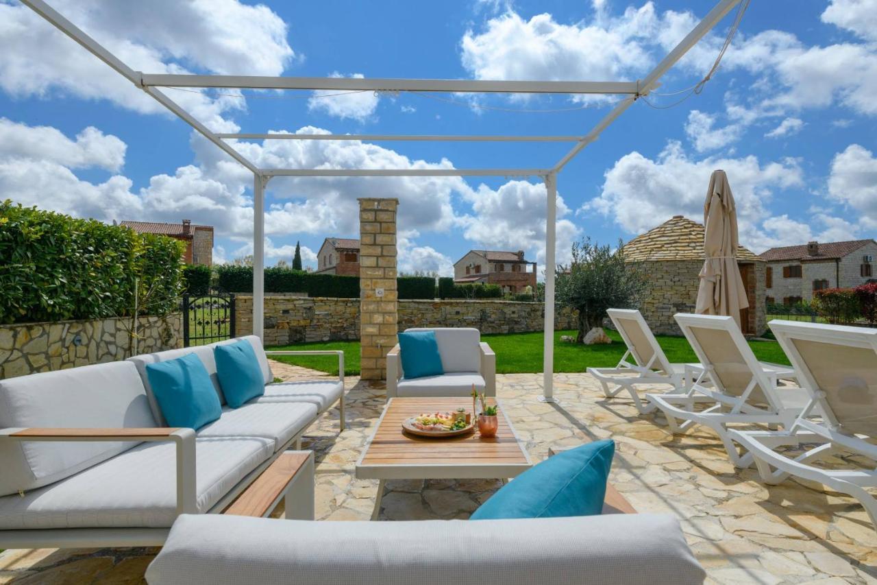 Paradise Villas Istria Svetvincenat Exterior photo