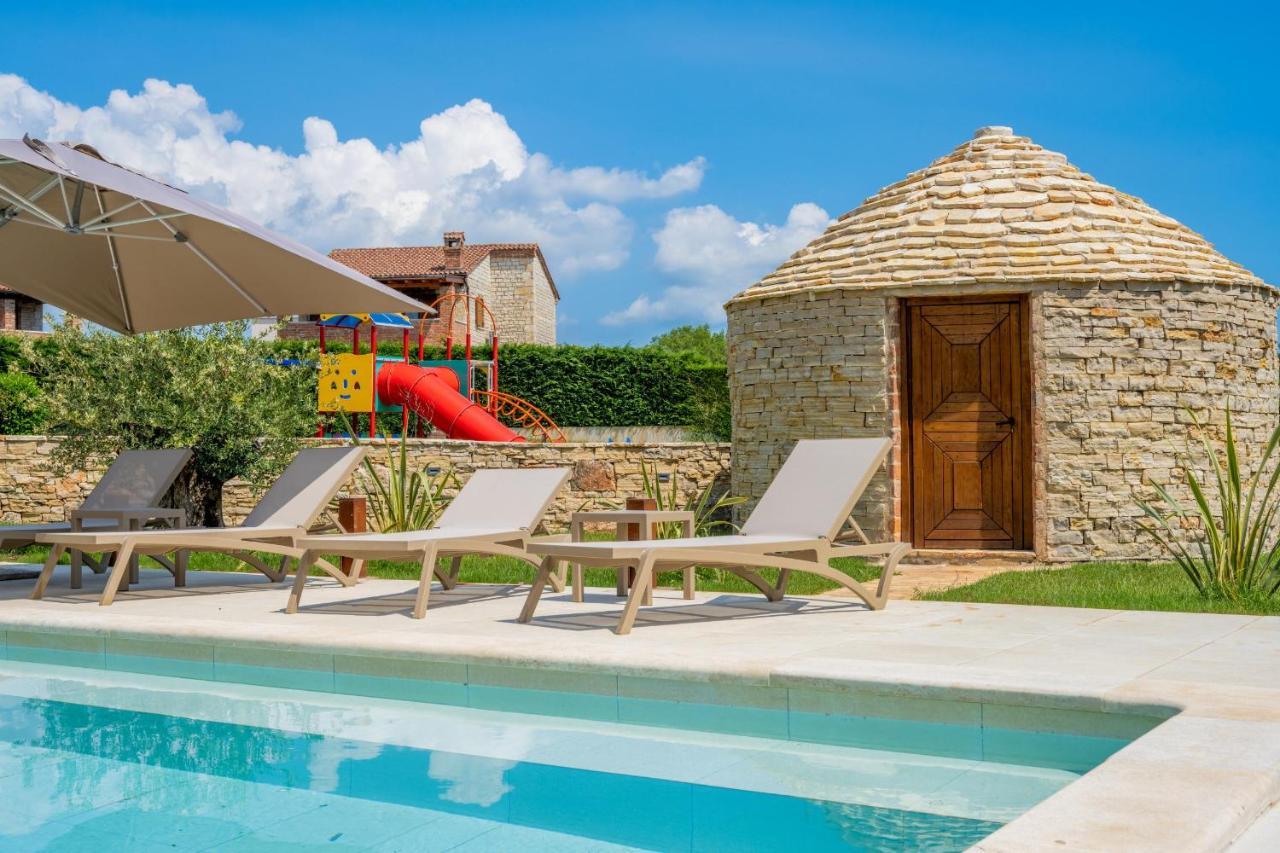 Paradise Villas Istria Svetvincenat Exterior photo