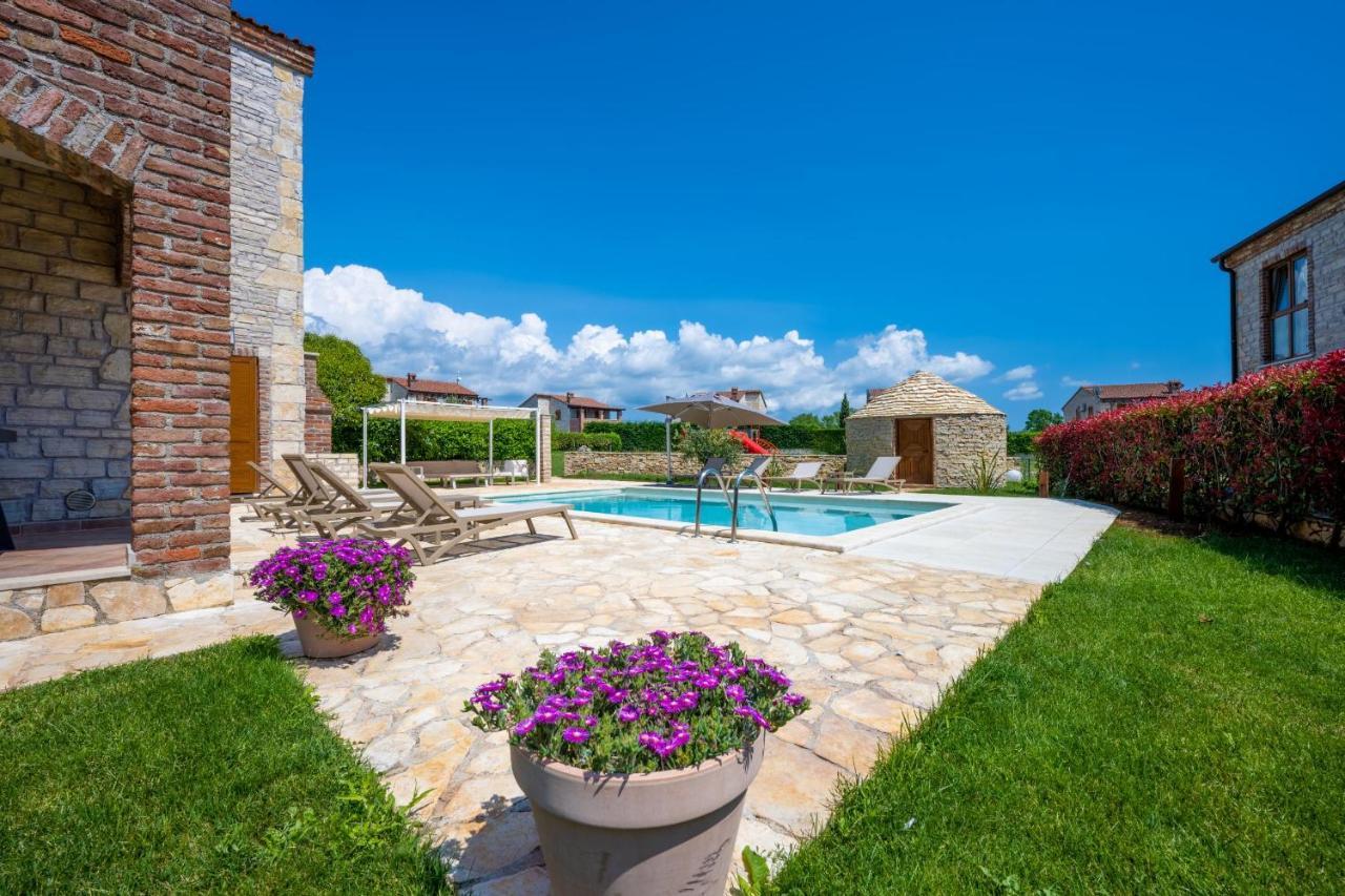 Paradise Villas Istria Svetvincenat Exterior photo