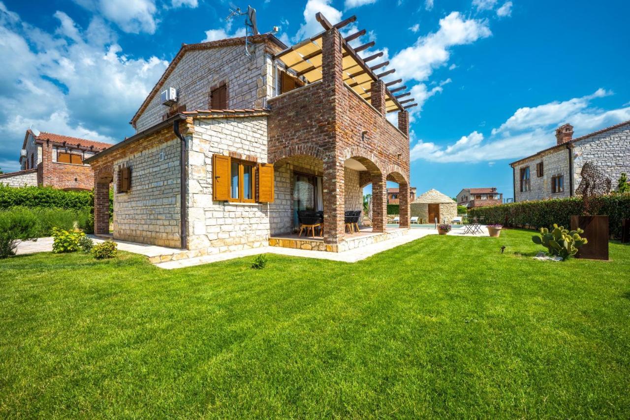 Paradise Villas Istria Svetvincenat Exterior photo